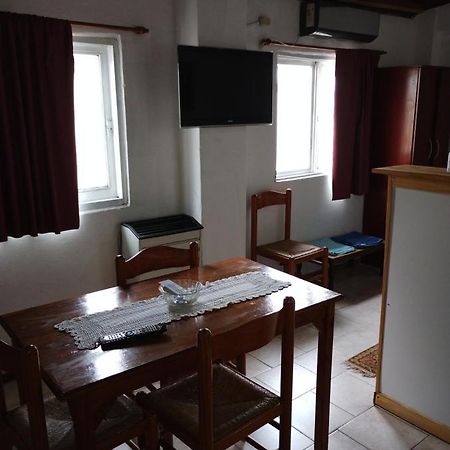 Felipe 1 Apartment Tandil Bagian luar foto